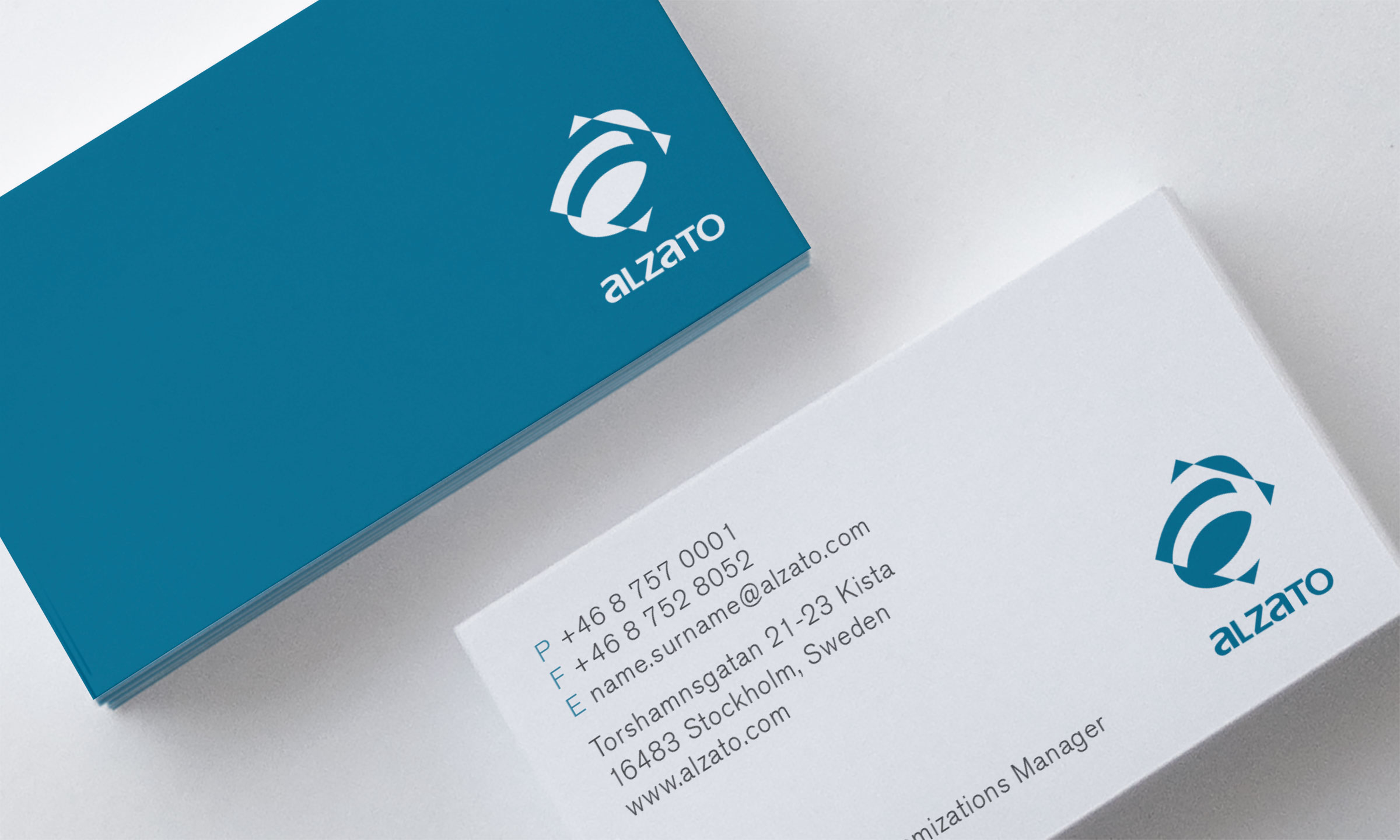 Alzato-Business-Card-Mockup